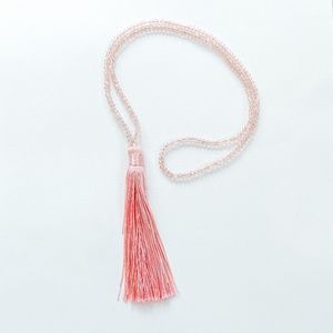 > NEW < Boutique Baby Pink Bead Chain & Tassel Boho Pendant Necklace